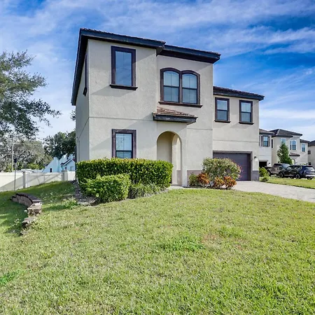 Beautiful Haines City Retreat With Private Pool!